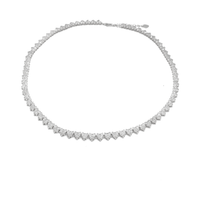 girocollo in argento 925 con cuori pavé di zirconi
lunghezza collana cm40 con allungo 45 EDOM