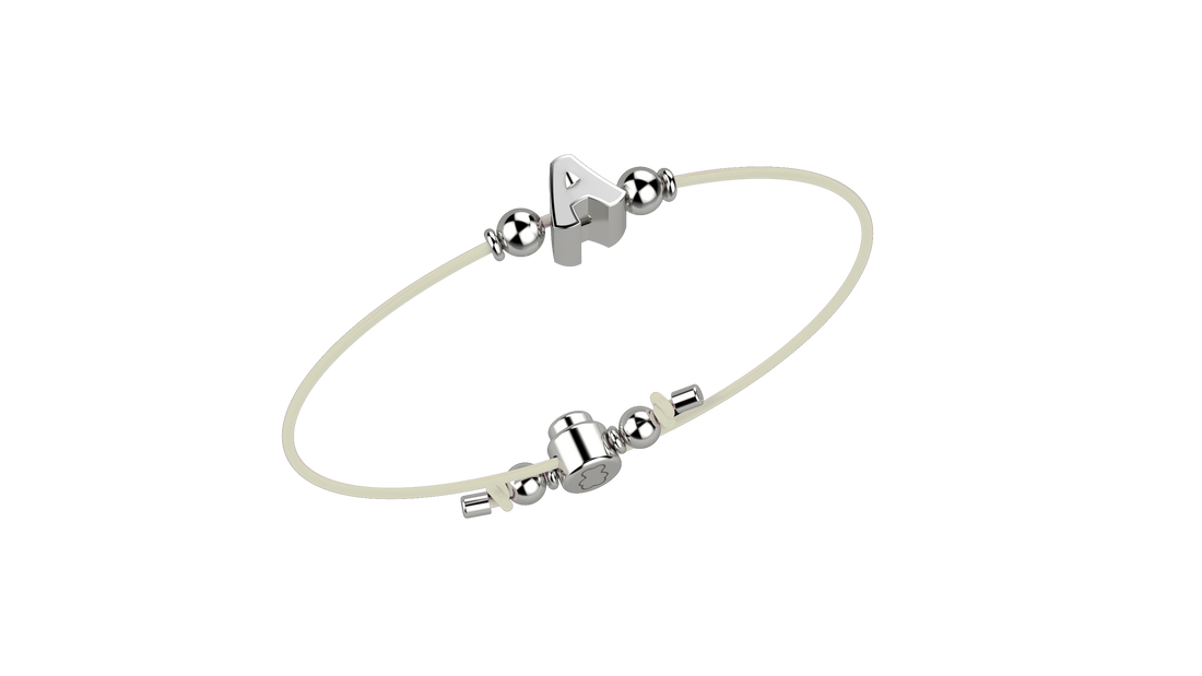 Bracciale battesimo in oro bianco con targhetta - Sari Gold Bracciale battesimo in oro bianco con targhetta - Sari Gold